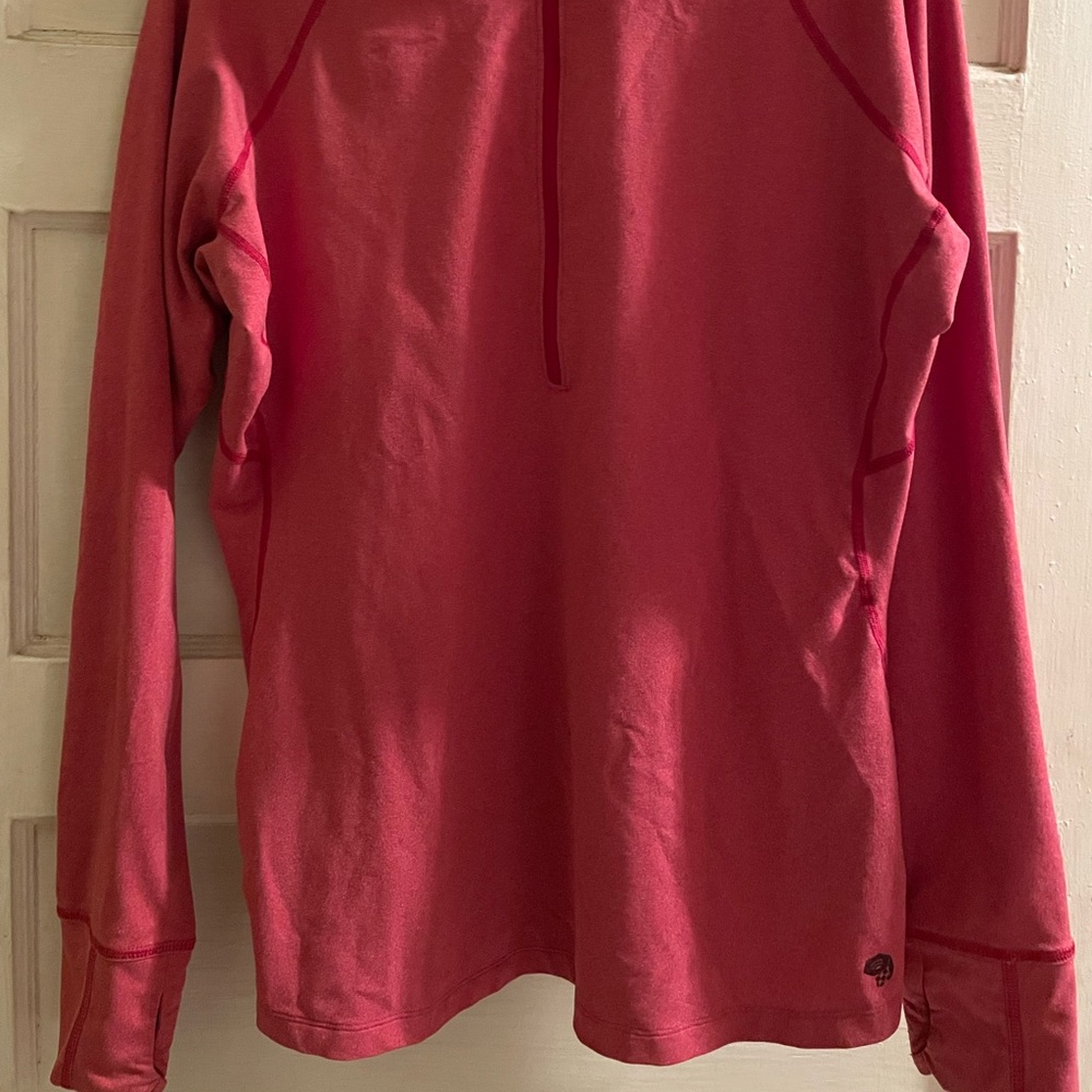 Mountain hardwear long sleeve